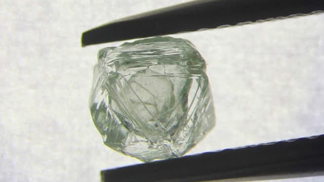 You are currently viewing “Babuška” dijamant