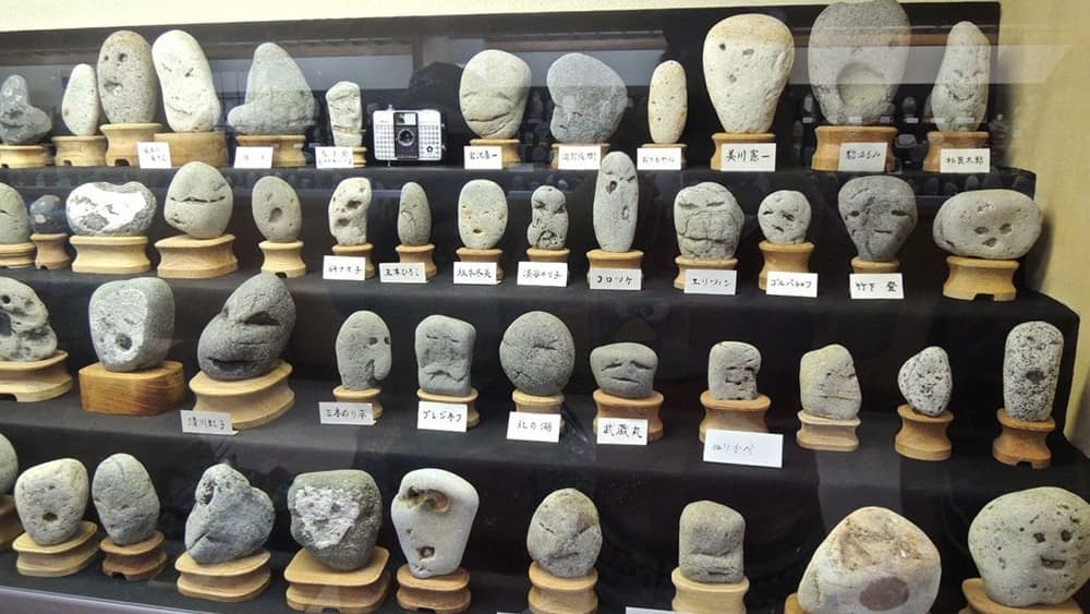 Read more about the article Dvorana radoznalih stena