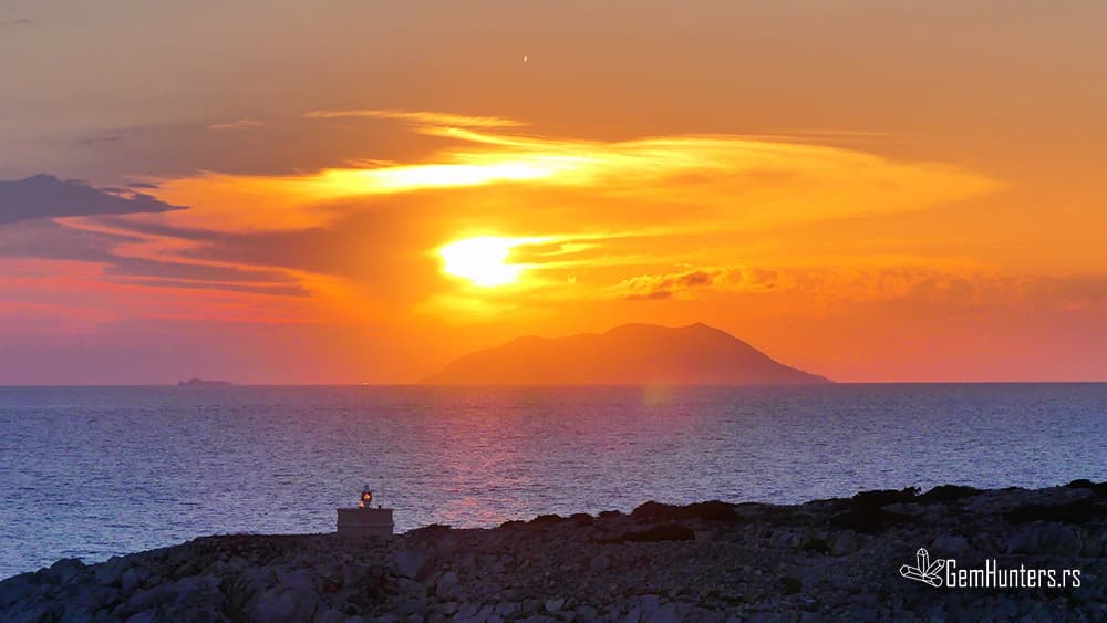 Read more about the article Vis – Mali raj na Jadranu