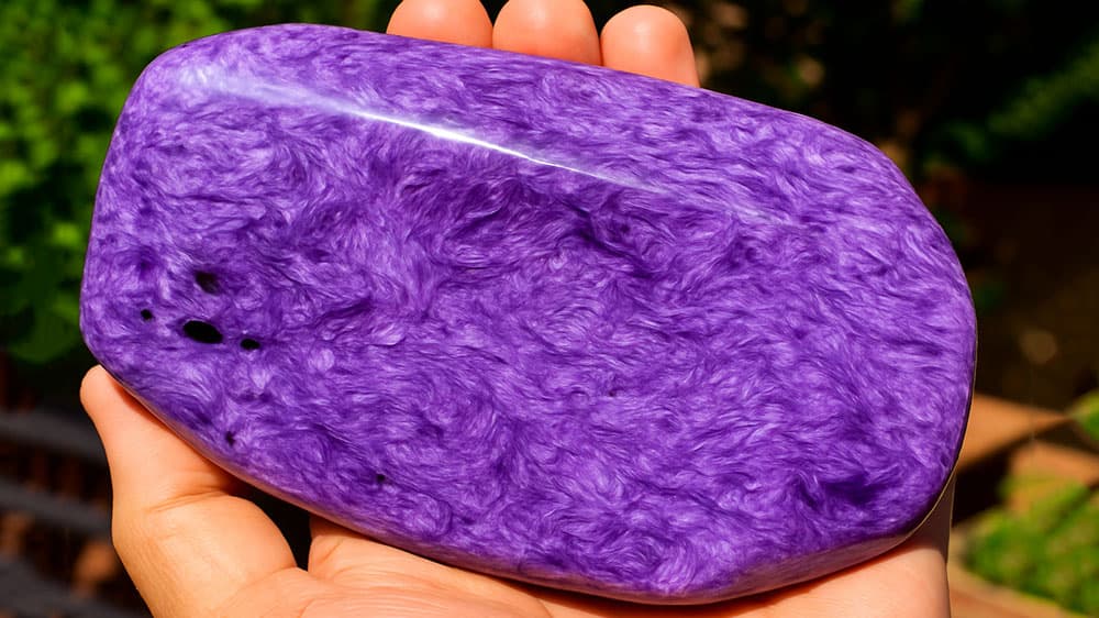 Read more about the article Čaroit