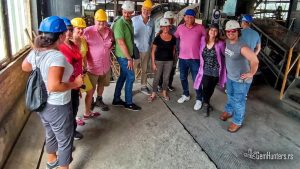 Read more about the article Politika: Gemolozi iz zemlje i sveta posetili Rudnik